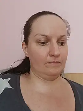 BustyLadyAlma's Webcam Show