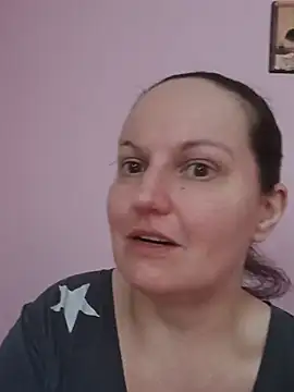 BustyLadyAlma Live Chatraum