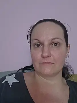 BustyLadyAlma 실시간 채팅방