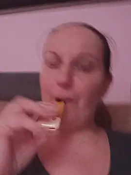 BustyLadyAlma – webcam-show