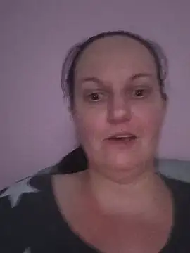 BustyLadyAlma's Webcam Show