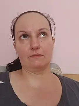 BustyLadyAlma – Live XXX-chat