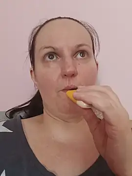 BustyLadyAlma 라이브 XXX 채팅