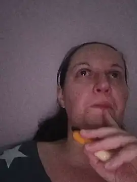 Czat XXX na żywo – BustyLadyAlma
