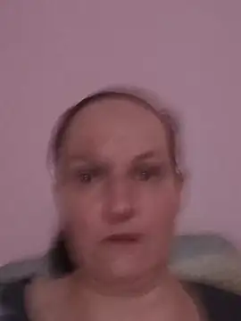 BustyLadyAlma's Webcam Show