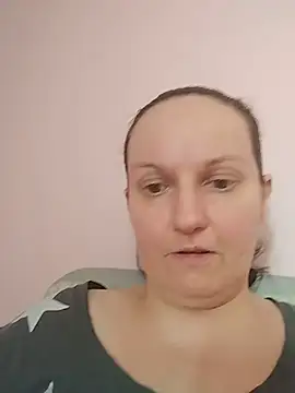 BustyLadyAlma's Webcam Show