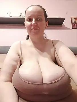 Chat XXX en directo de BustyLadyAlma