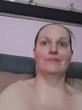 BustyLadyAlma Webcam show