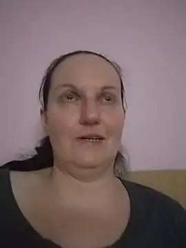 Živý XXX chat BustyLadyAlma