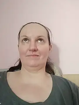 BustyLadyAlma Chat XXX live