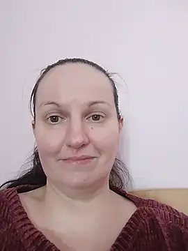 Chatroom XXX en direct de BustyLadyAlma
