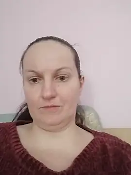 دردشة BustyLadyAlma الجنسية المباشرة