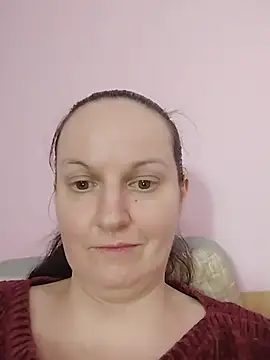 XXX chat uživo modela BustyLadyAlma
