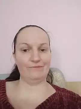 BustyLadyAlman Live XXX chat