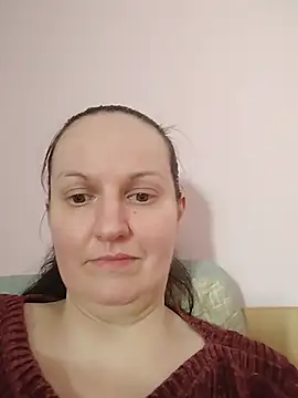BustyLadyAlma 现场XXX聊天