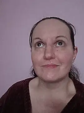 Chatroom XXX en direct de BustyLadyAlma