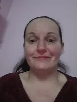 Chatroom XXX en direct de BustyLadyAlma