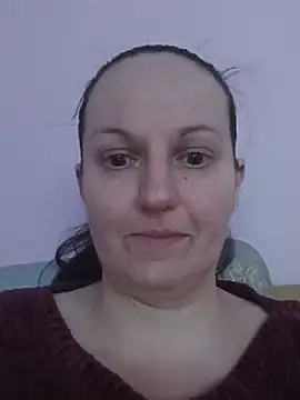 BustyLadyAlma: απευθείας συνομιλία ΧΧΧ