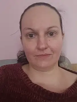 BustyLadyAlma: онлайн-секс-чат