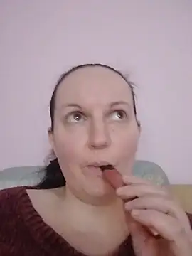Show de BustyLadyAlma na webcam