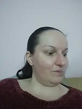 BustyLadyAlma live XXX chat