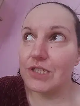 BustyLadyAlma's Webcam Show
