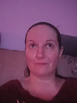 BustyLadyAlma Webcam-Show