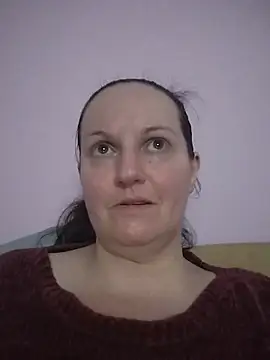 Chat XXX en directo de BustyLadyAlma