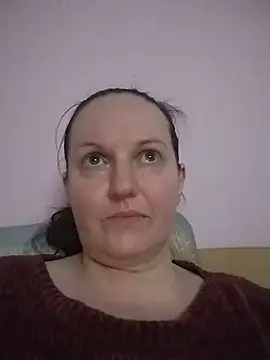 BustyLadyAlma – Live XXX-chat