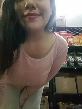 Kalani_Engeln Webbikameraesitys