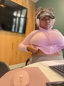 Webkamerová show CarmenCash__