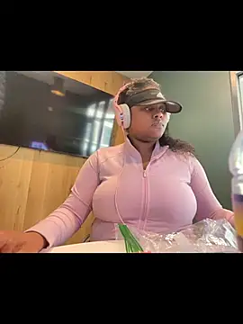 XXX chat uživo modela CarmenCash__