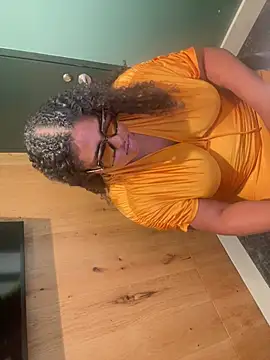 Czat XXX na żywo – CarmenCash__
