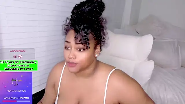 CarmenCash__'s Webcam Show
