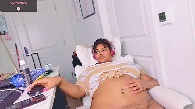CarmenCash__'s Webcam Show