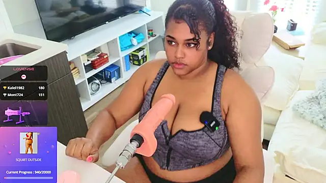 CarmenCash__ Chat XXX in diretta