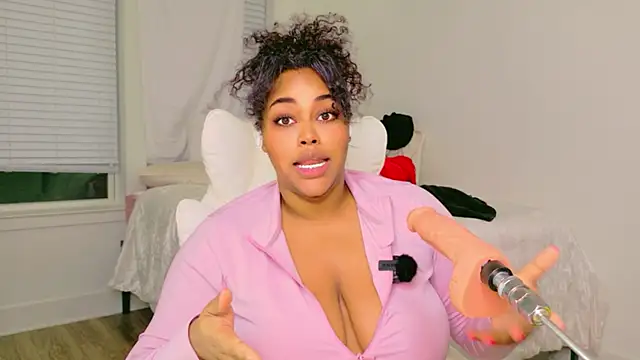 CarmenCash__'s Webcam Show
