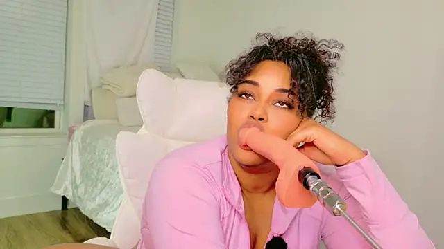 Czat XXX na żywo – CarmenCash__