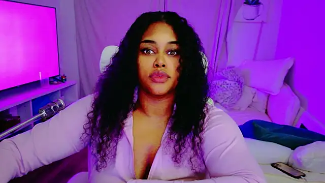CarmenCash__ Chat XXX in diretta