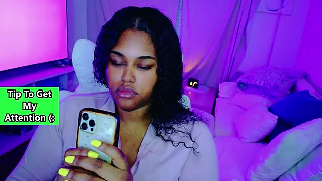 CarmenCash__ Show in webcam