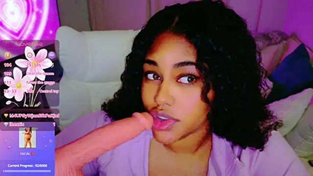 CarmenCash__ Chat XXX in diretta