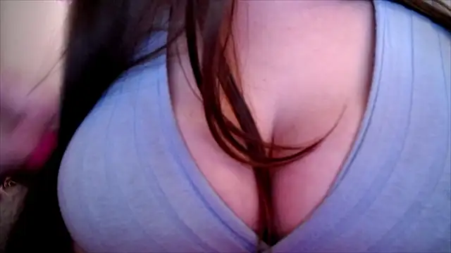 PrincessCarmela's Live XXX Chat