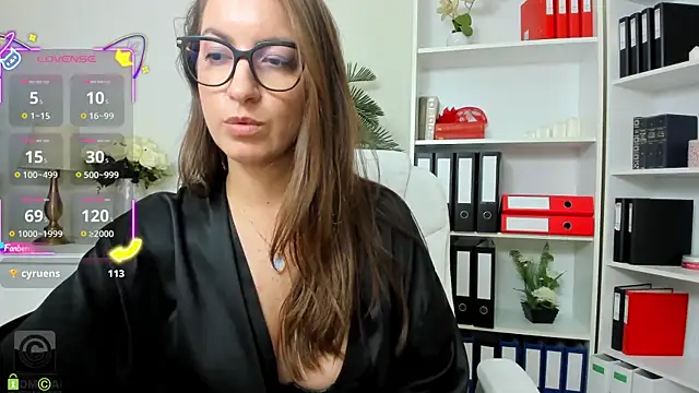 amayawest: απευθείας συνομιλία ΧΧΧ