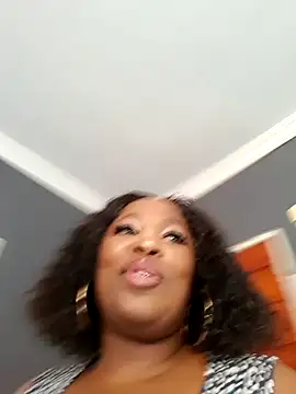 SWEETDOLLY29XX's Webcam Show