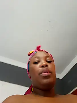 SWEETDOLLY29XX's Live XXX Chat