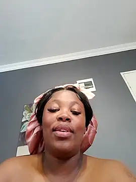 SWEETDOLLY29XX's Live XXX Chat