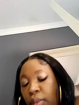 SWEETDOLLY29XX – Naživo XXX chat