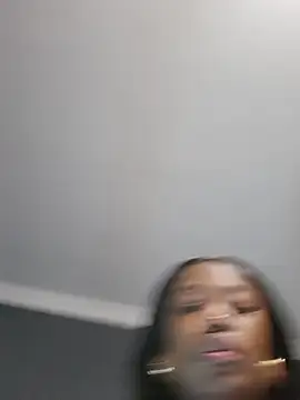 Živý XXX chat SWEETDOLLY29XX
