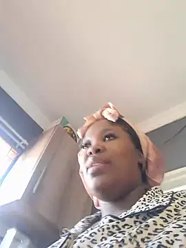 Živý XXX chat SWEETDOLLY29XX