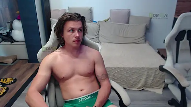 Sunny-Girl1's Webcam Show
